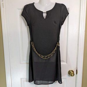 Umgee Black Crepe Cap Sleeve Draped Gold Chain Knee Length Dress - S NWT